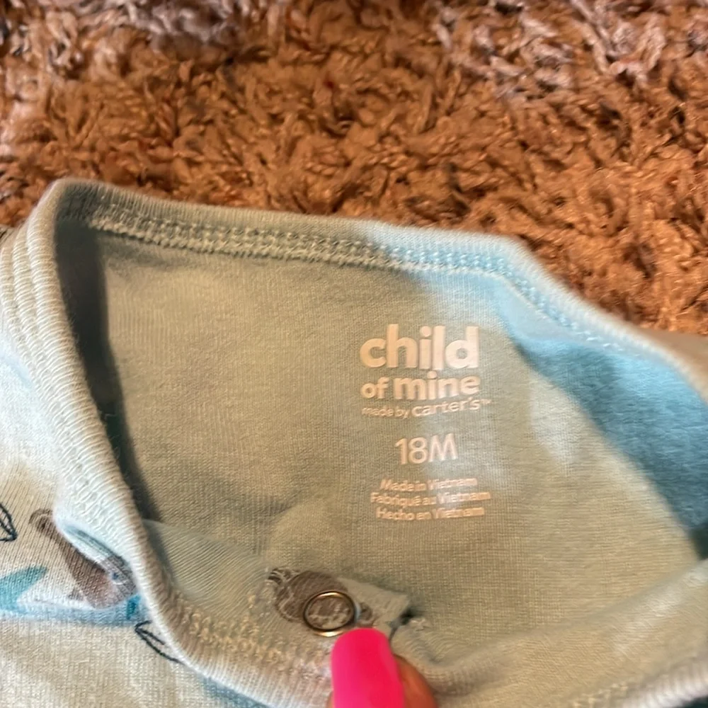 4 Pieces for Baby Boys BUNDLE 18M incl  Authentic Nike Top and cat & Jack CROCS